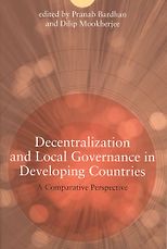 The best books on Economic Development - Decentralization and Local Governance in Developing Countries by Pranab Bardhan